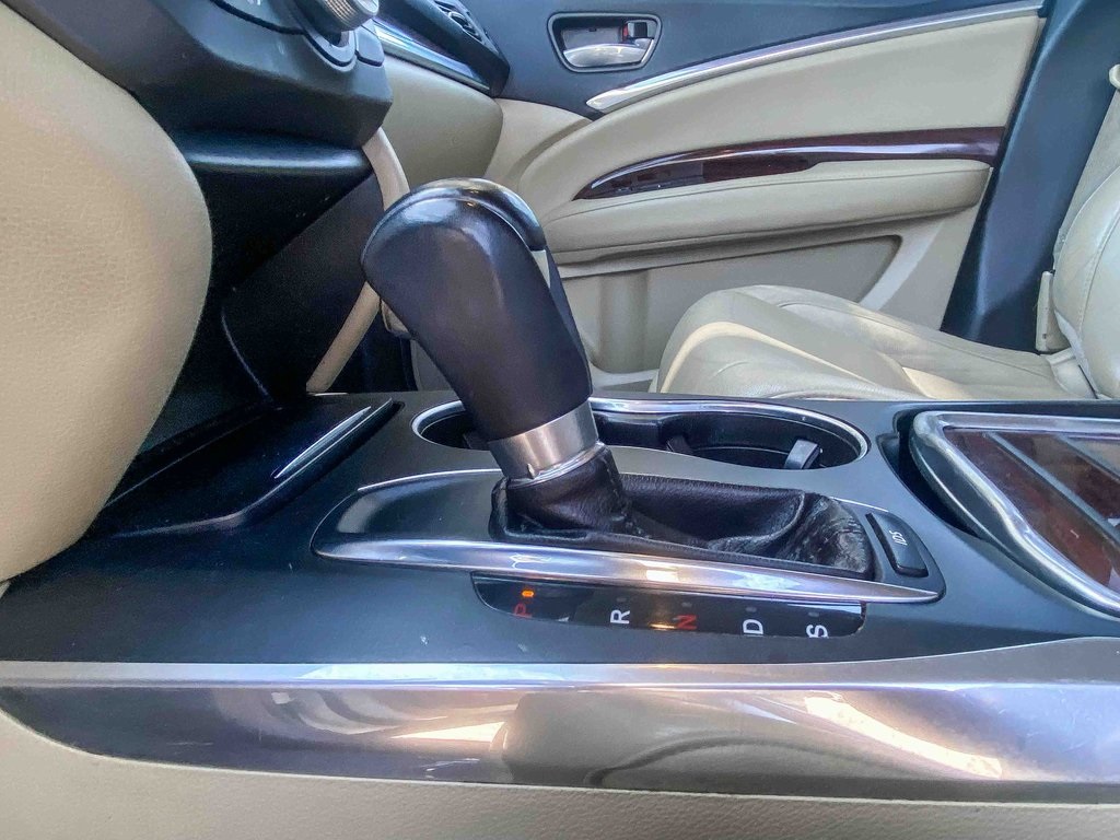2015 Acura MDX photo 18