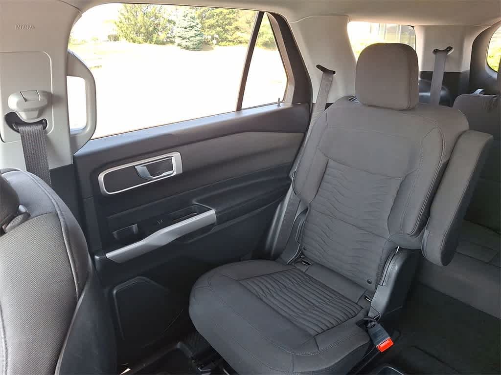 2020 Ford Explorer XLT photo 10