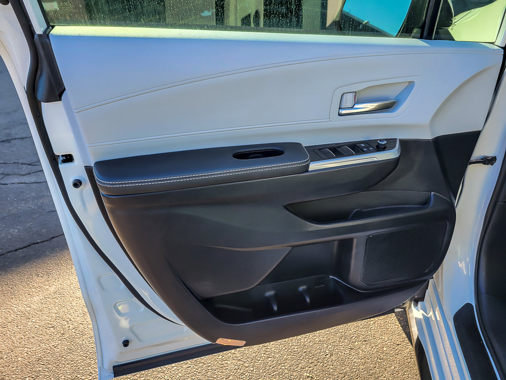 2025 TOYOTA SIENNA XSE ALL - Image 20