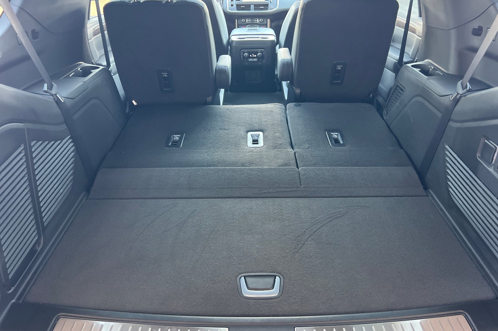 2024 Chevrolet Tahoe High Country photo 15