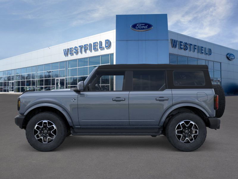 2025 Ford Bronco Outer Banks photo 3