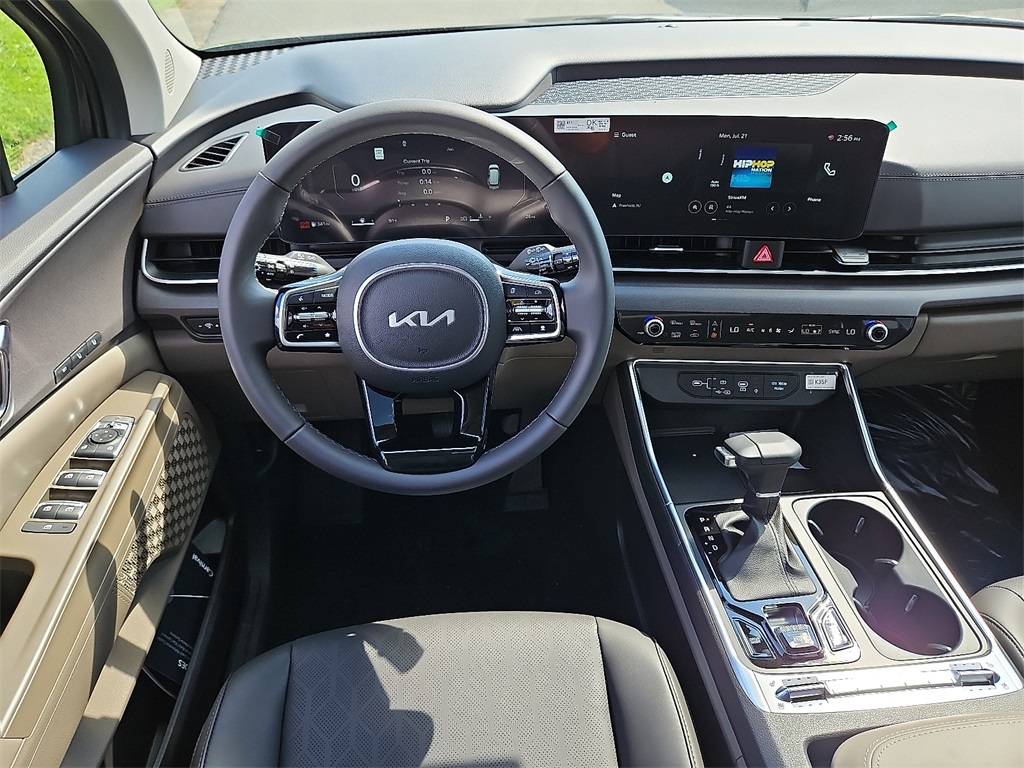 2026 Kia Carnival SX photo 4
