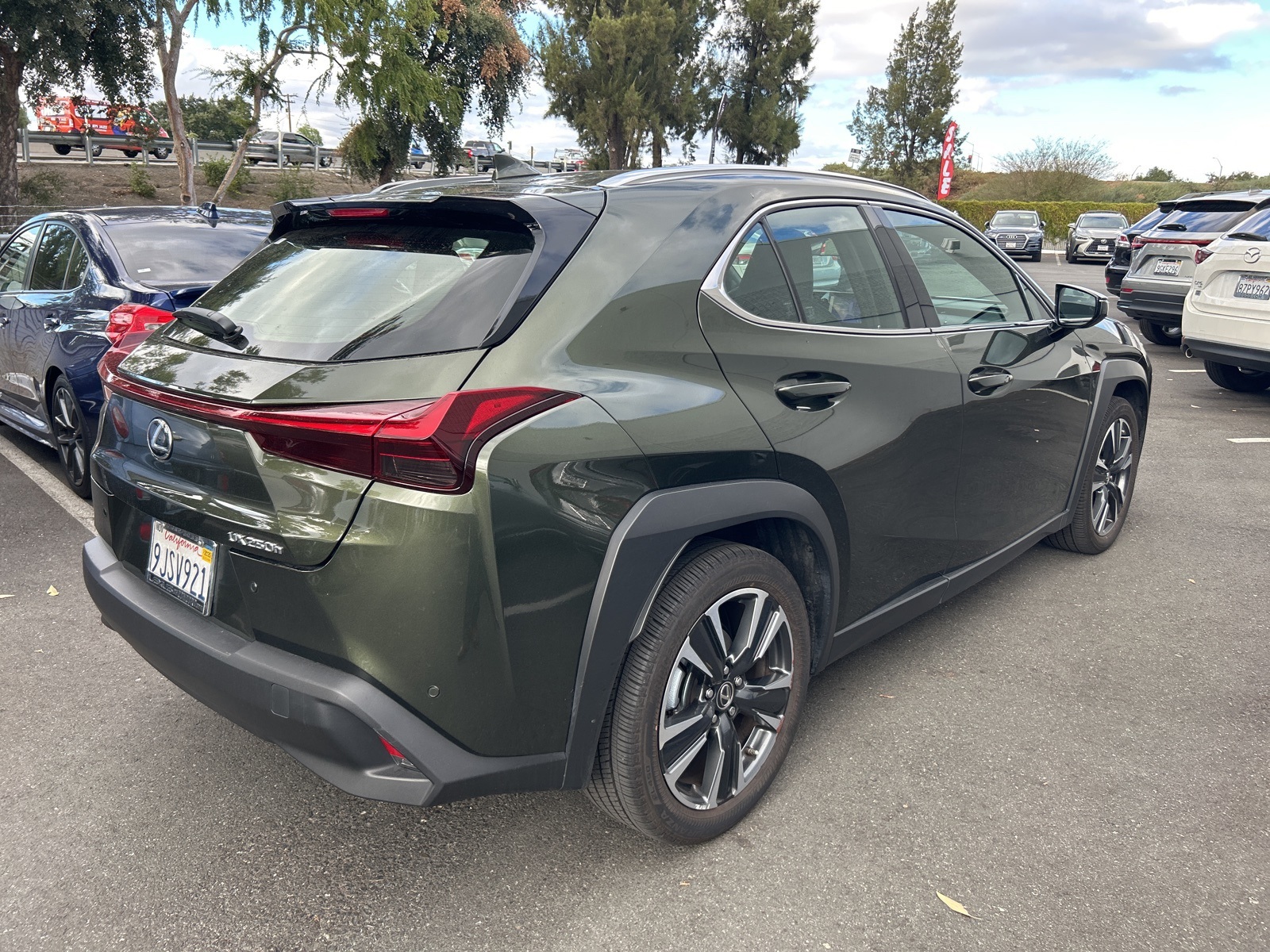 2024 Lexus UX 250h photo 5