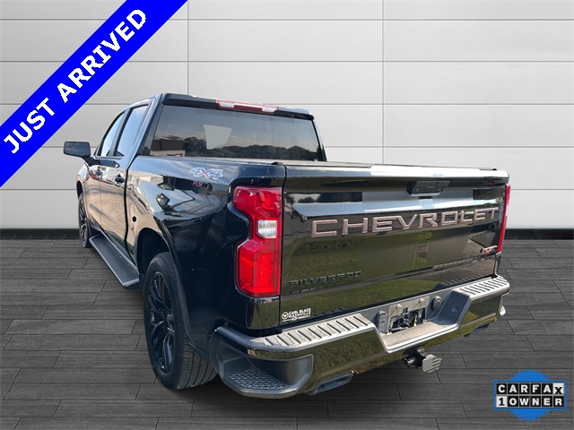 2021 Chevrolet Silverado 1500 RST photo 3