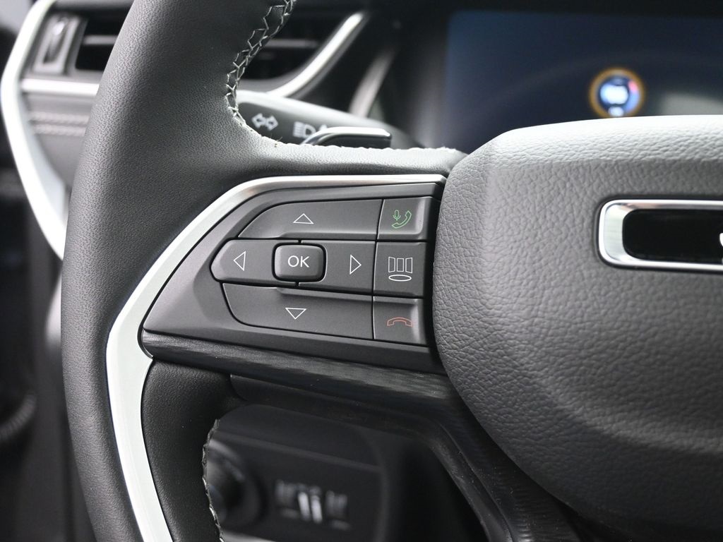 2025 Jeep Grand Cherokee Altitude X photo 25
