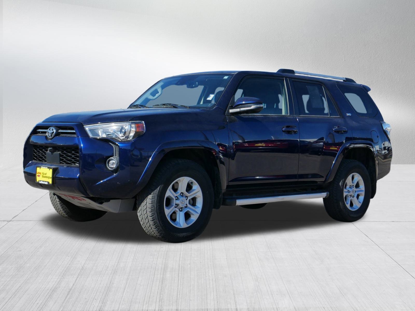 2022 Toyota 4Runner SR5 Premium photo 3