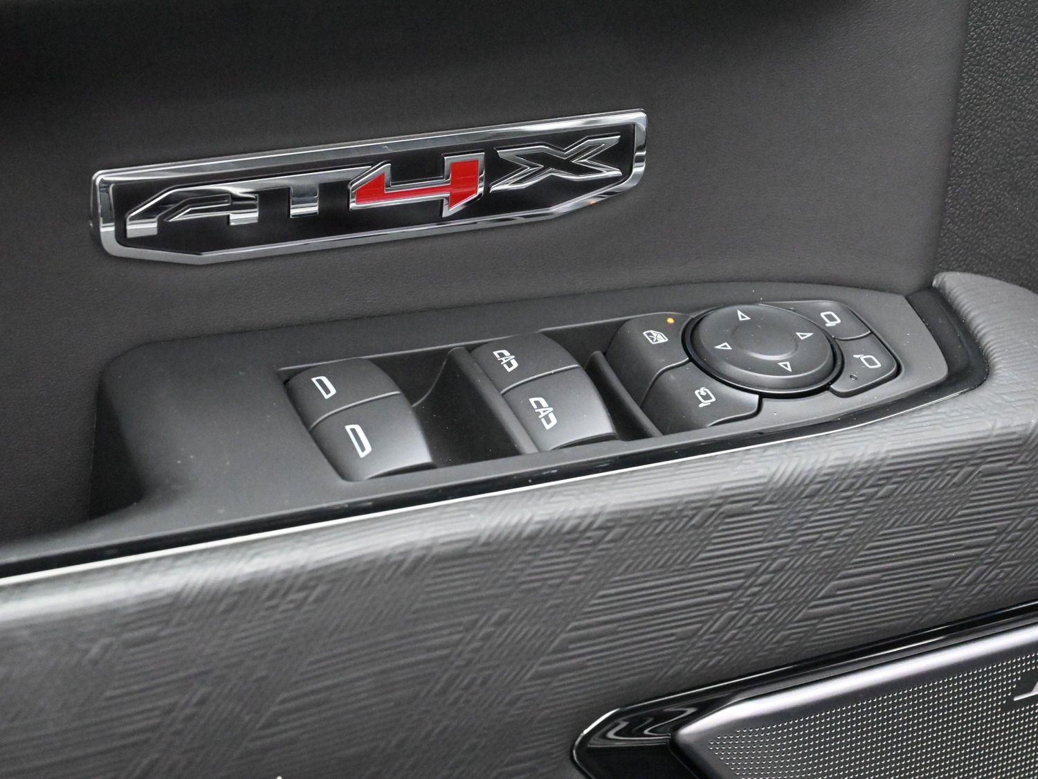 2024 Gmc Sierra 1500 AT4X photo 10