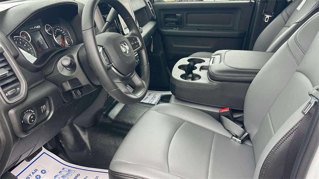 2026 Ram 2500 Tradesman photo 24