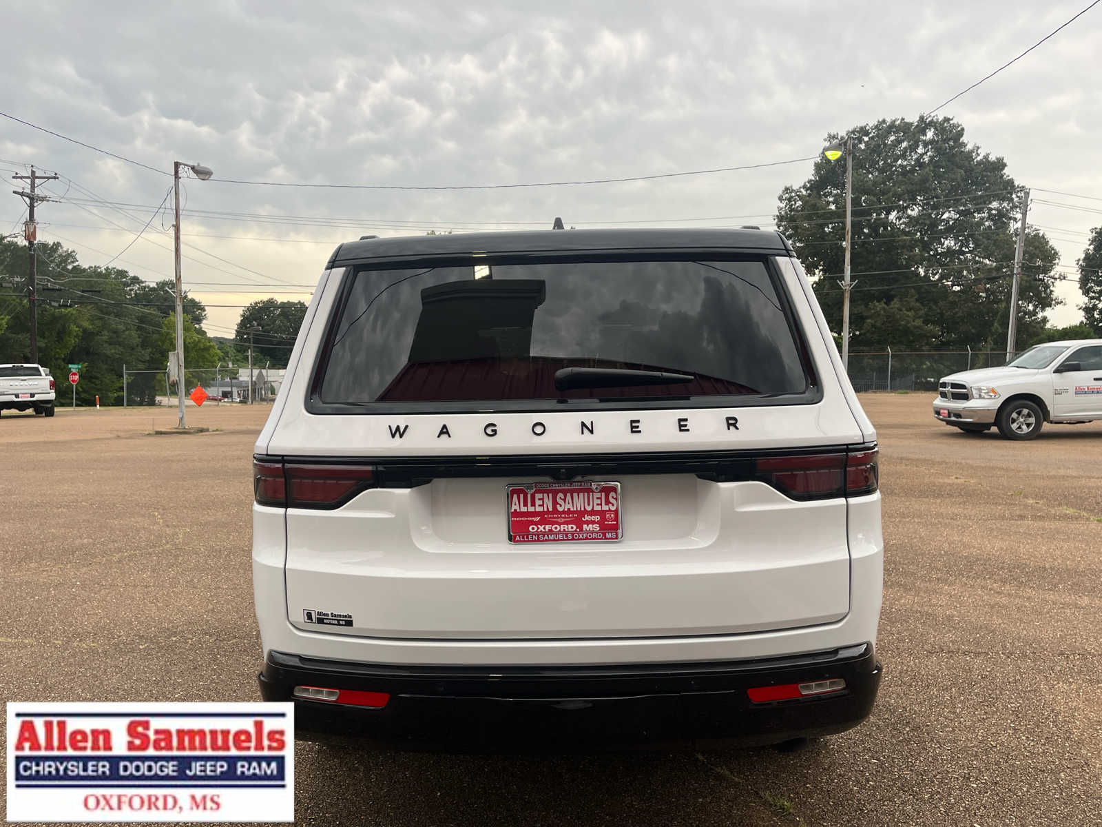 2025 Jeep Wagoneer Series II Overland photo 4