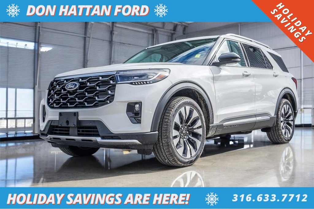 2026 Ford Explorer Platinum's photo