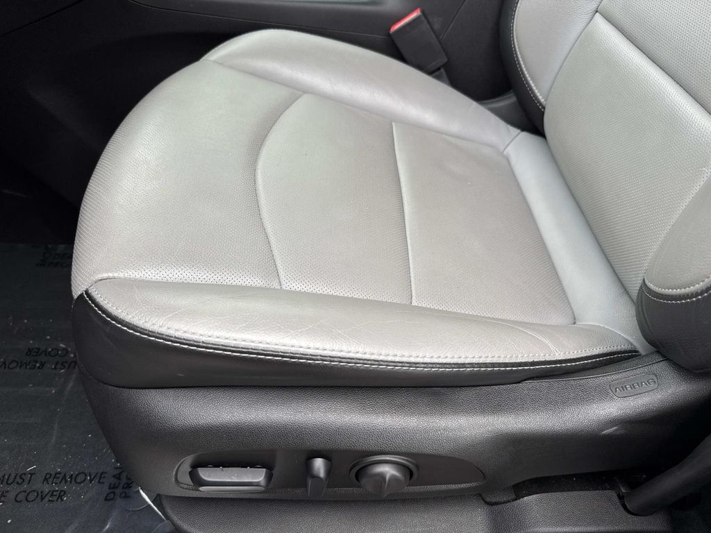 2018 Chevrolet Equinox Premier photo 21
