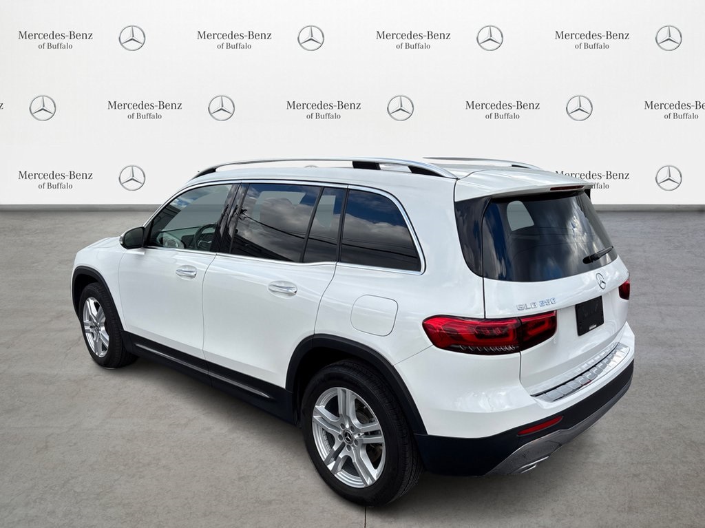 2023 Mercedes Benz GLB 250 4MATIC photo 4