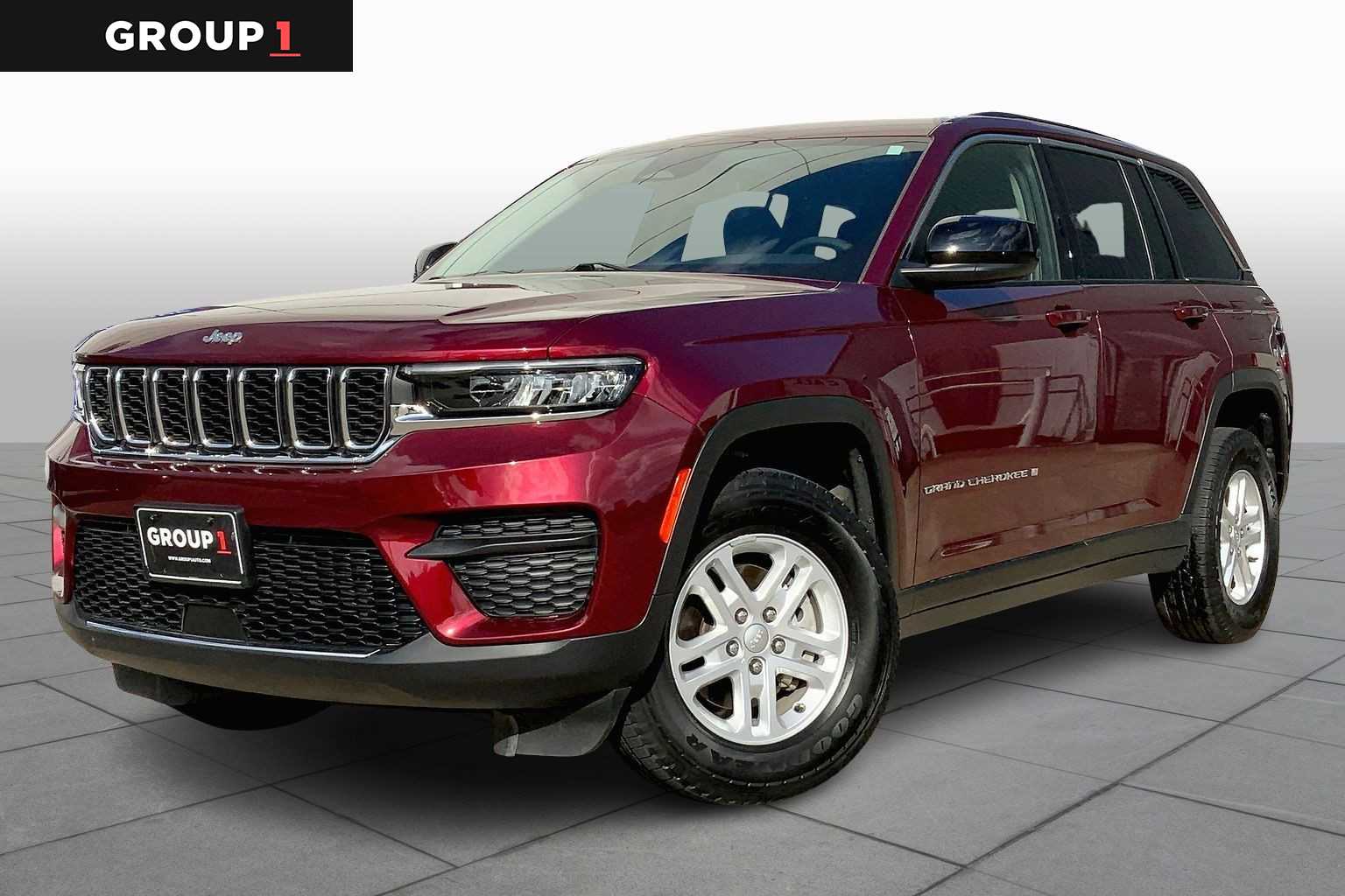 2023 Jeep Grand Cherokee Laredo's photo