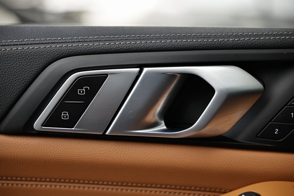 2022 Bmw X5 xDrive45e photo 12