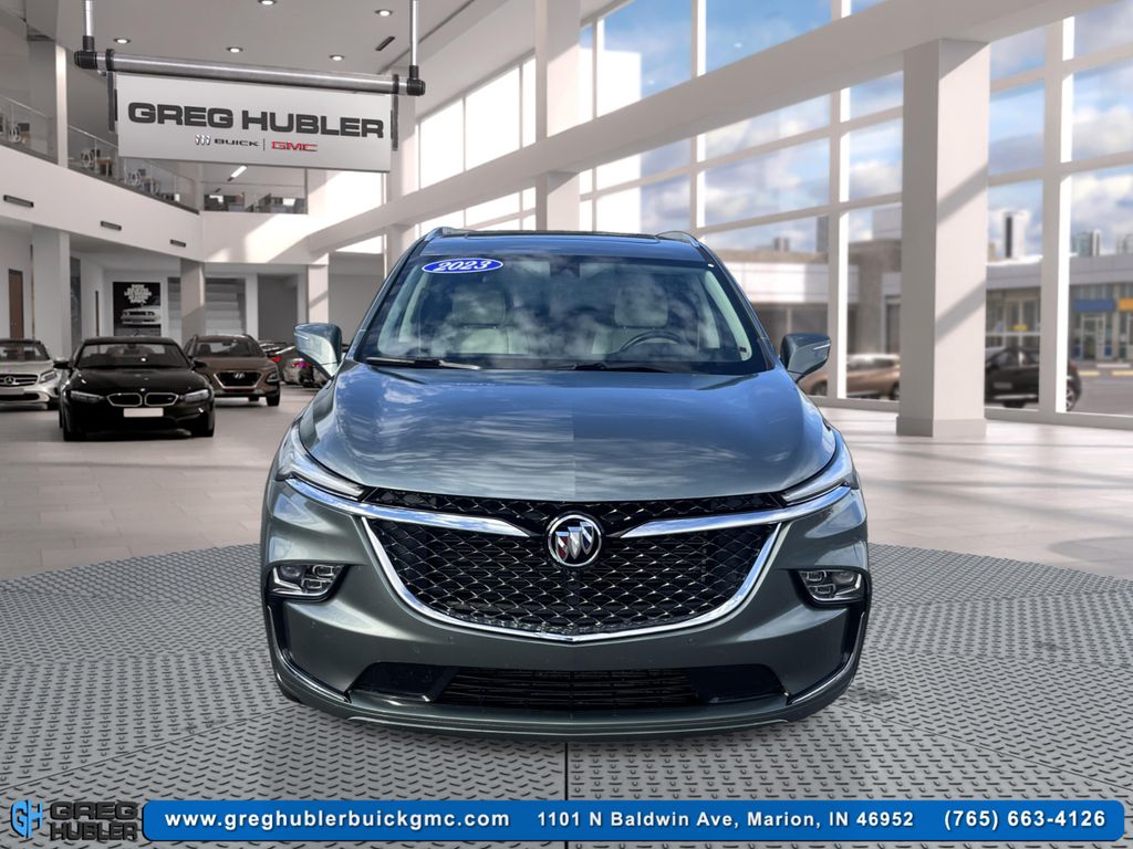 2023 Buick Enclave Avenir photo 2