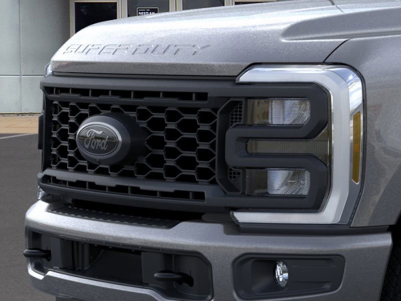 2025 Ford F-350 XLT photo 17