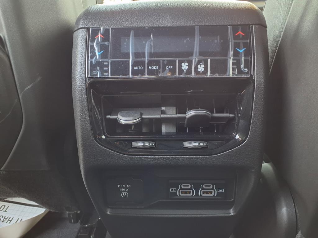 2022 Jeep Grand Cherokee Overland 4xe photo 15