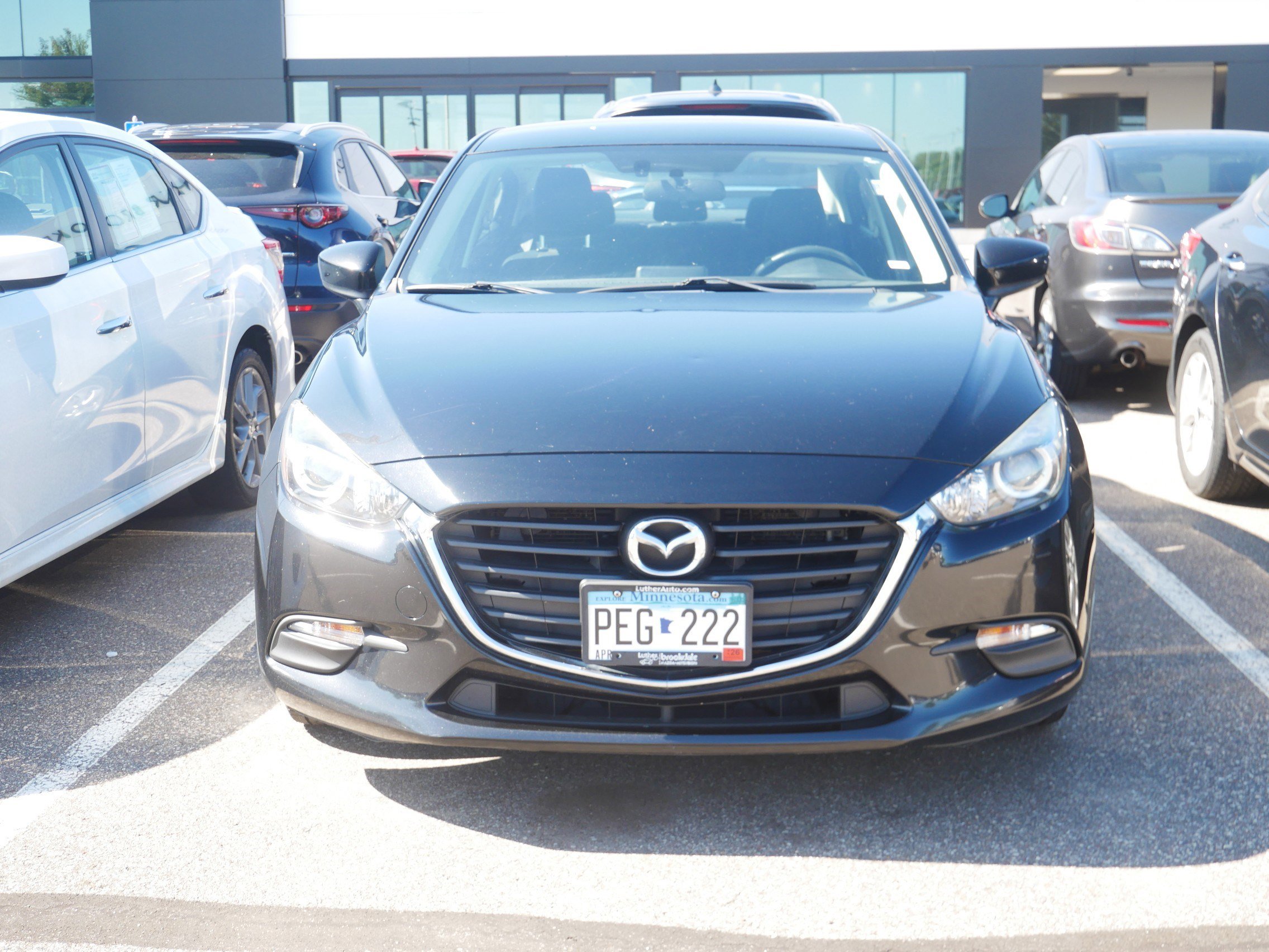 2017 Mazda Mazda3 Sport photo 2