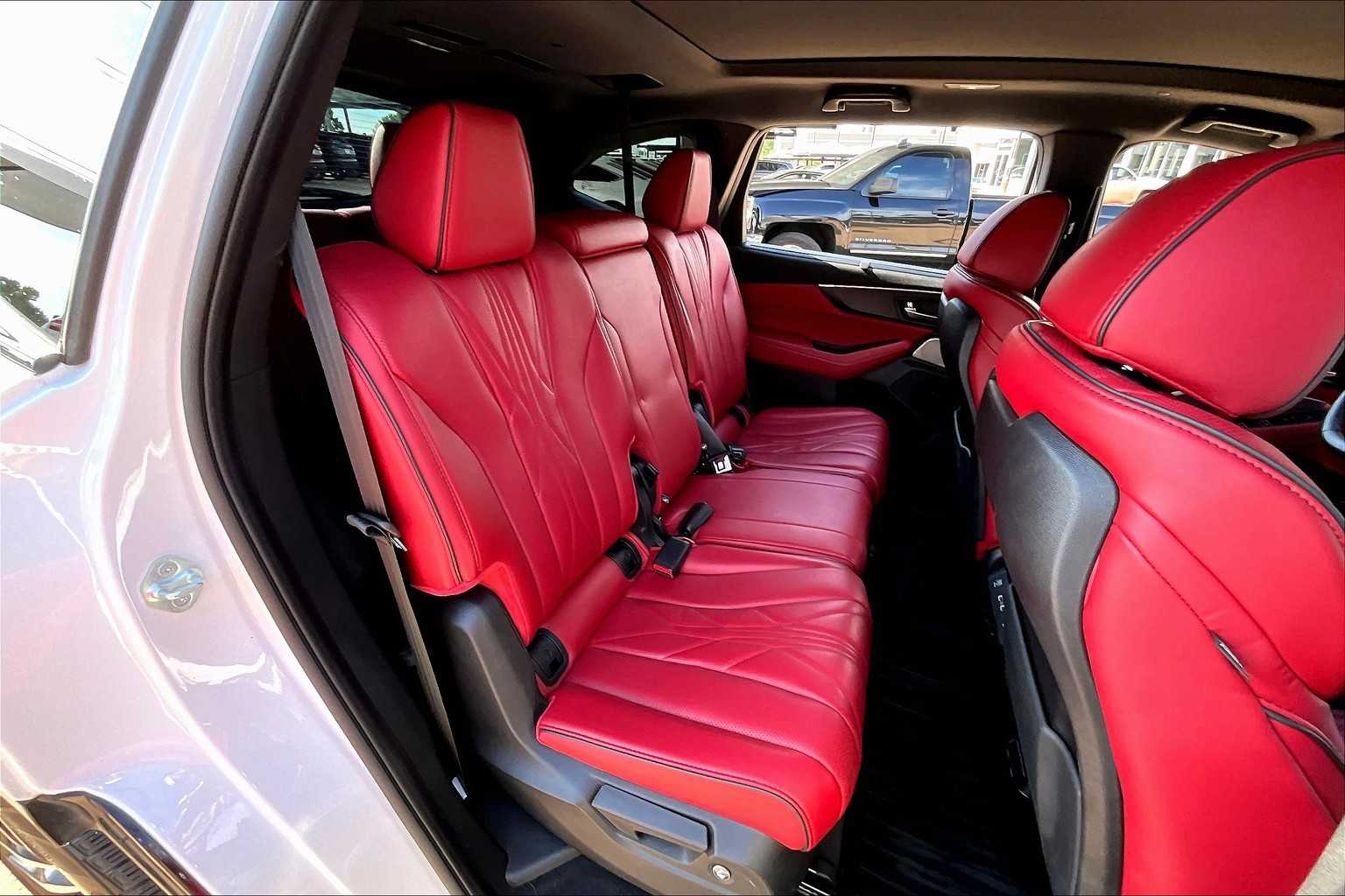 2022 Acura MDX Type S Advance photo 18