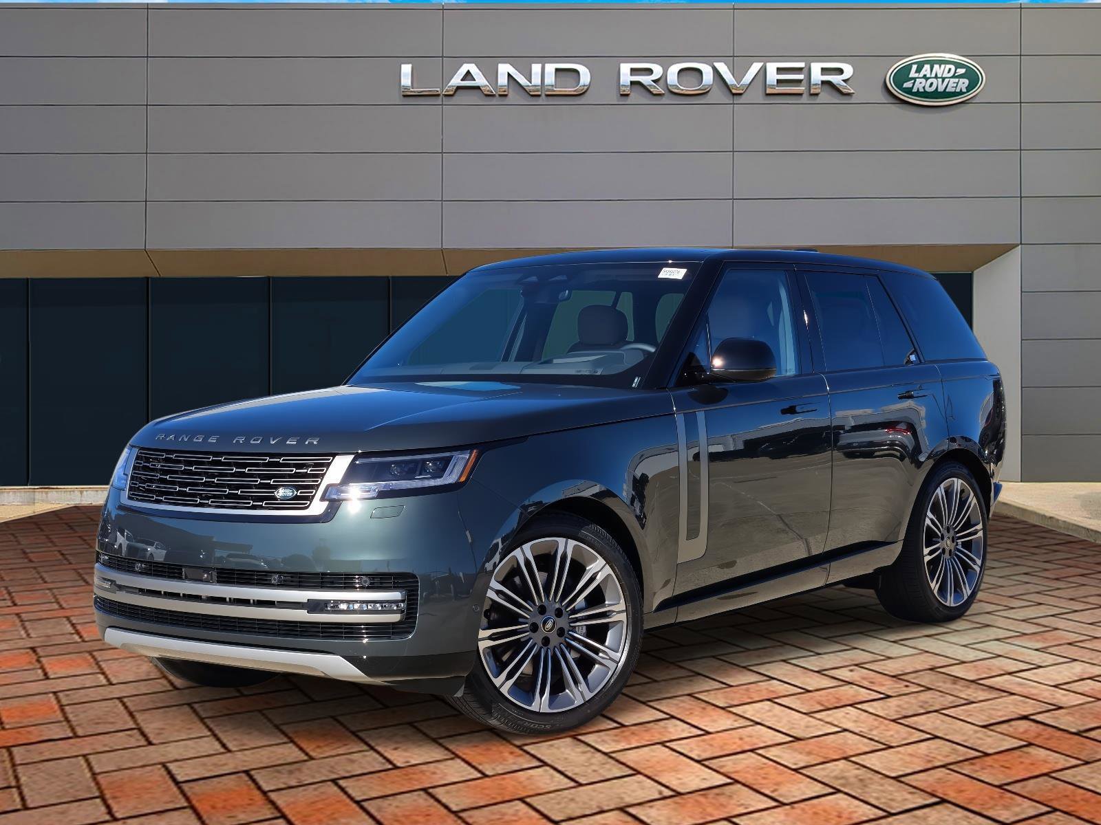 2025 Land Rover Range Rover SE's photo