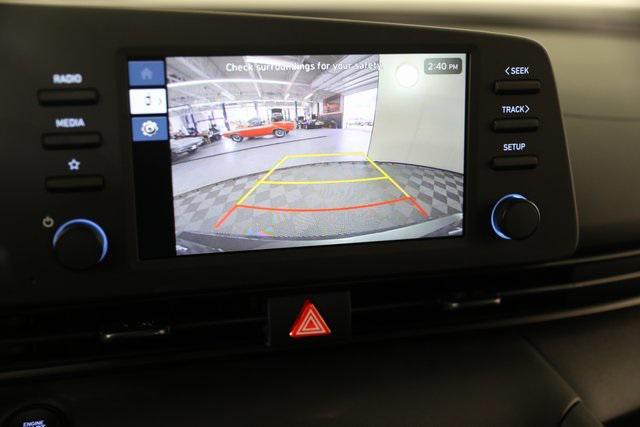 2025 Hyundai Elantra SEL Sport photo 8