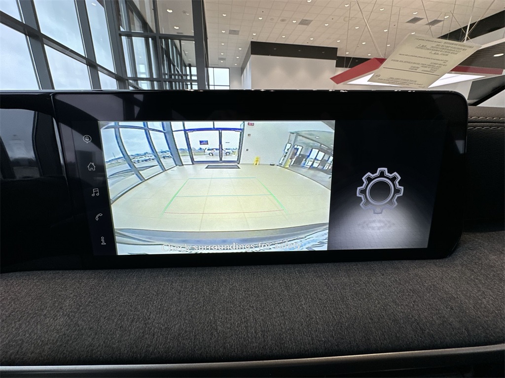 2025 Nissan Kicks SV photo 7