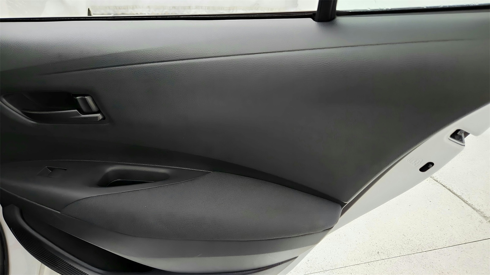2024 Toyota Corolla LE photo 38