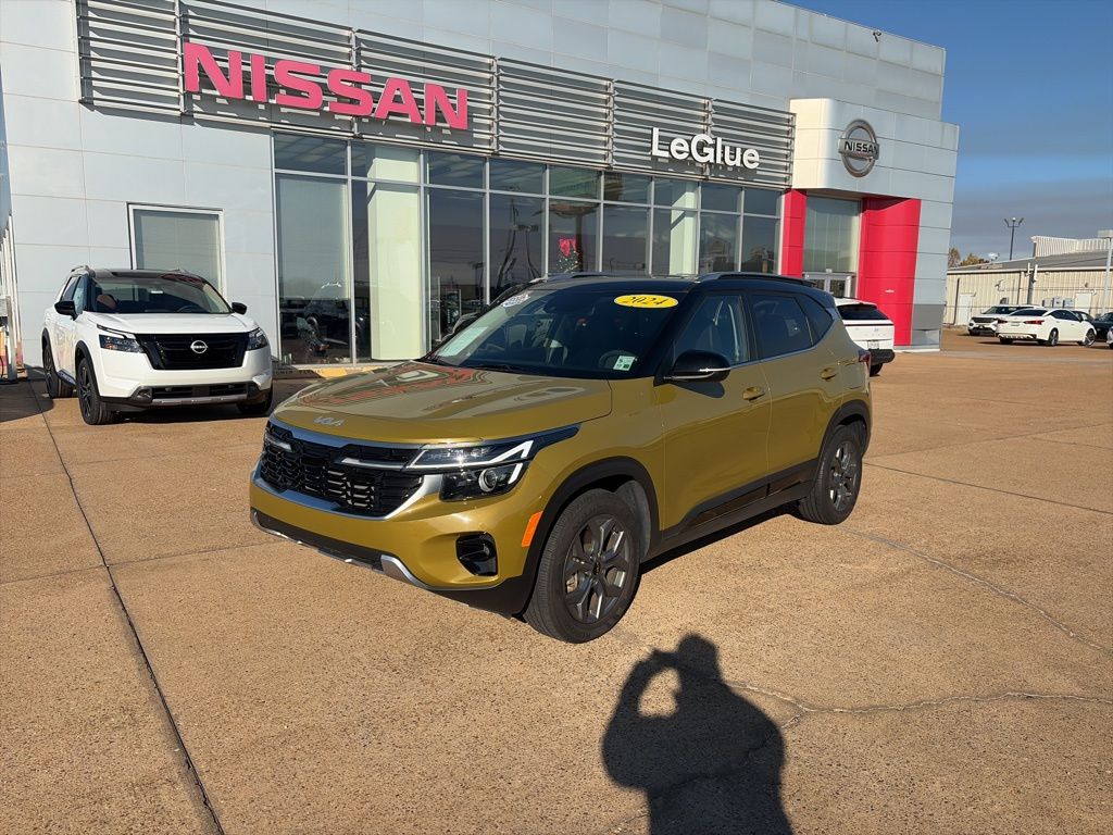 2024 Kia Seltos S's photo