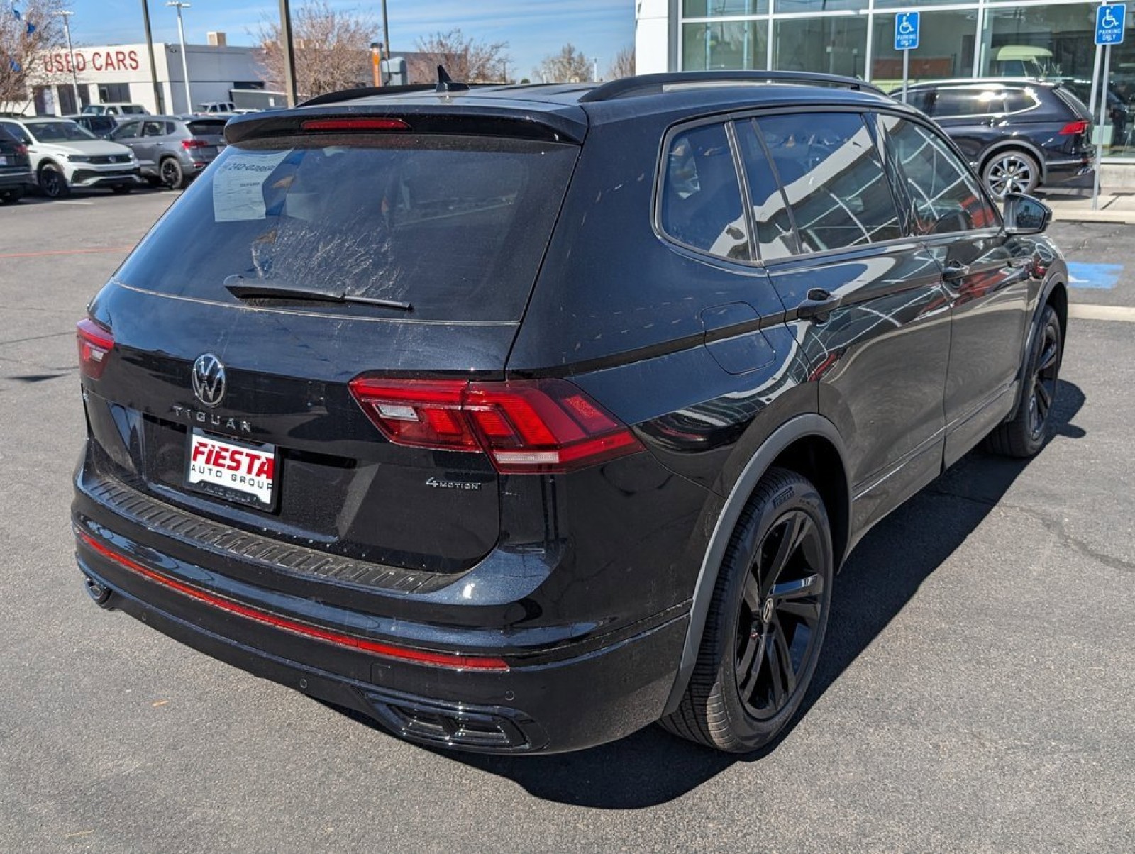 New 2024 Deep Black Pearl Effect Volkswagen 2.0T SE R-Line Black image 5
