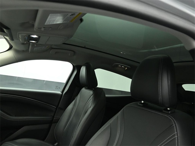 2023 Ford Mustang Mach-E Premium photo 18
