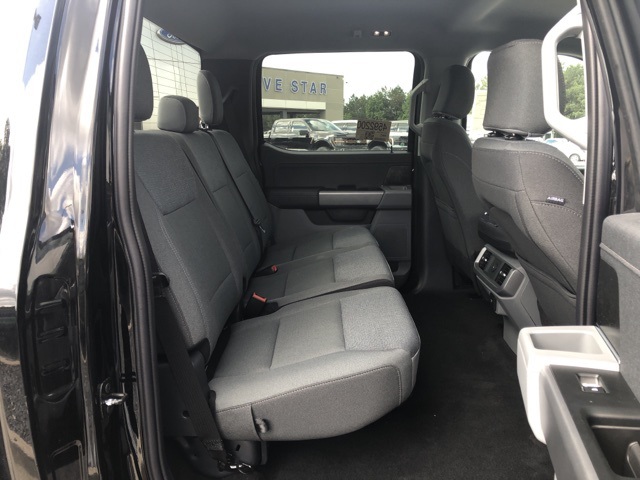 2025 Ford F-150 Lightning XLT photo 22