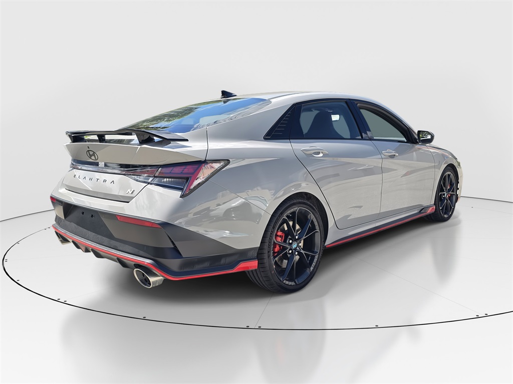 2025 Hyundai Elantra N Base photo 3