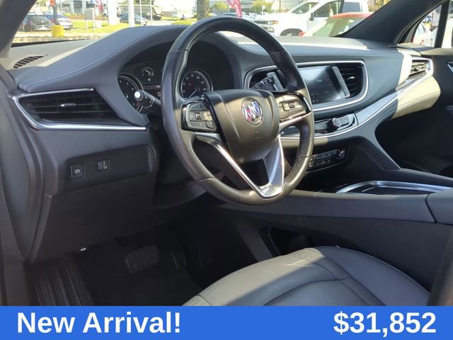 2023 Buick Enclave Essence photo 3