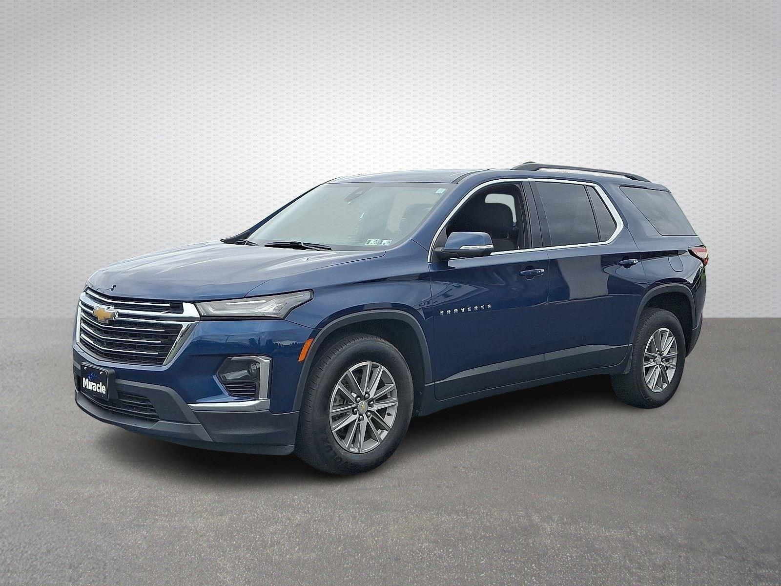 2022 Chevrolet Traverse Cloth photo 3