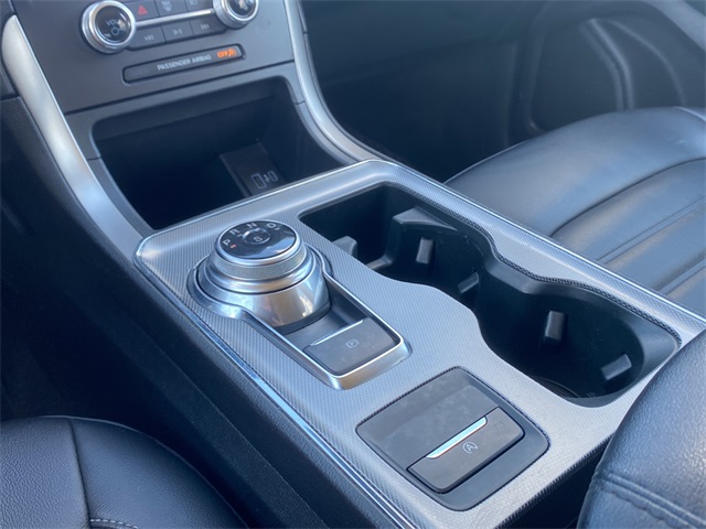 2021 Ford Edge SEL photo 28