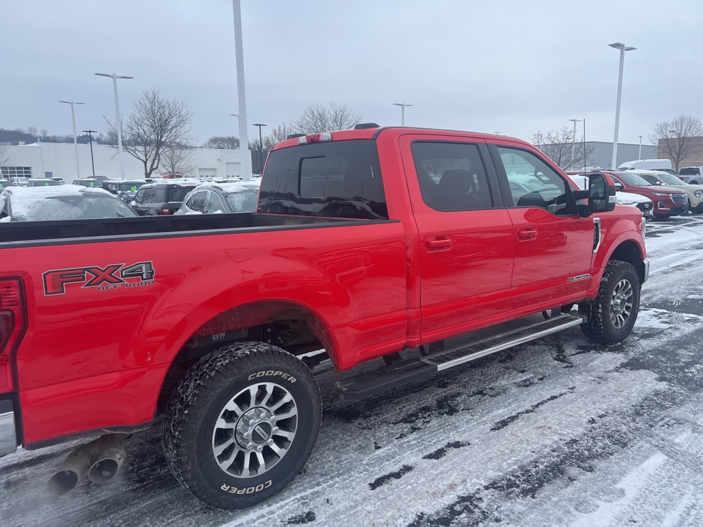 2022 Ford F-350 Lariat photo 4