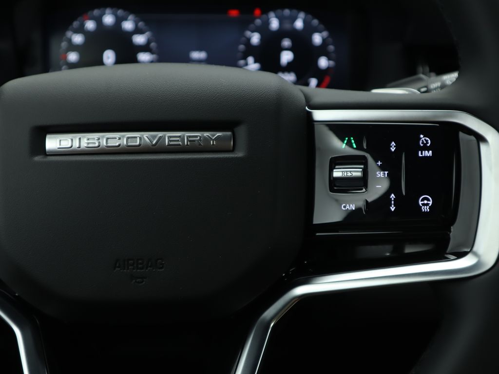 2025 Land Rover Discovery Sport SE photo 12