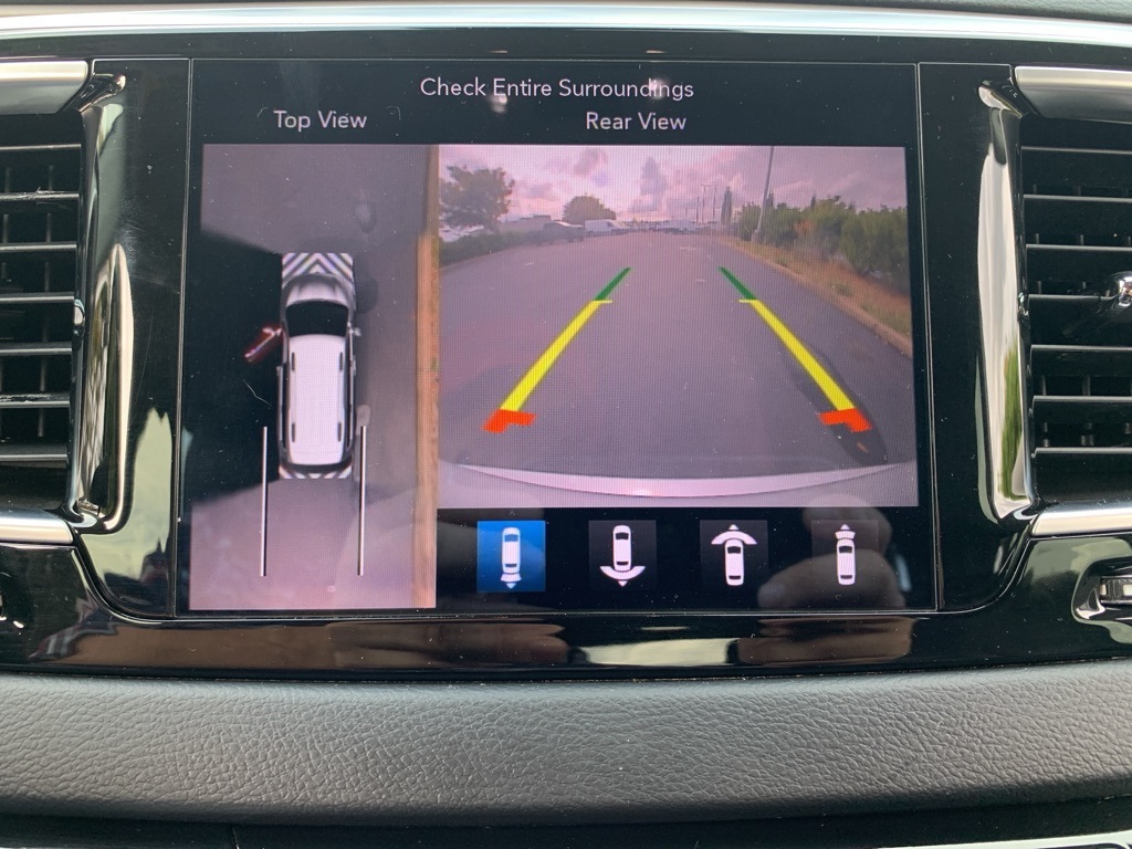 2018 Chrysler Pacifica Touring Plus photo 20