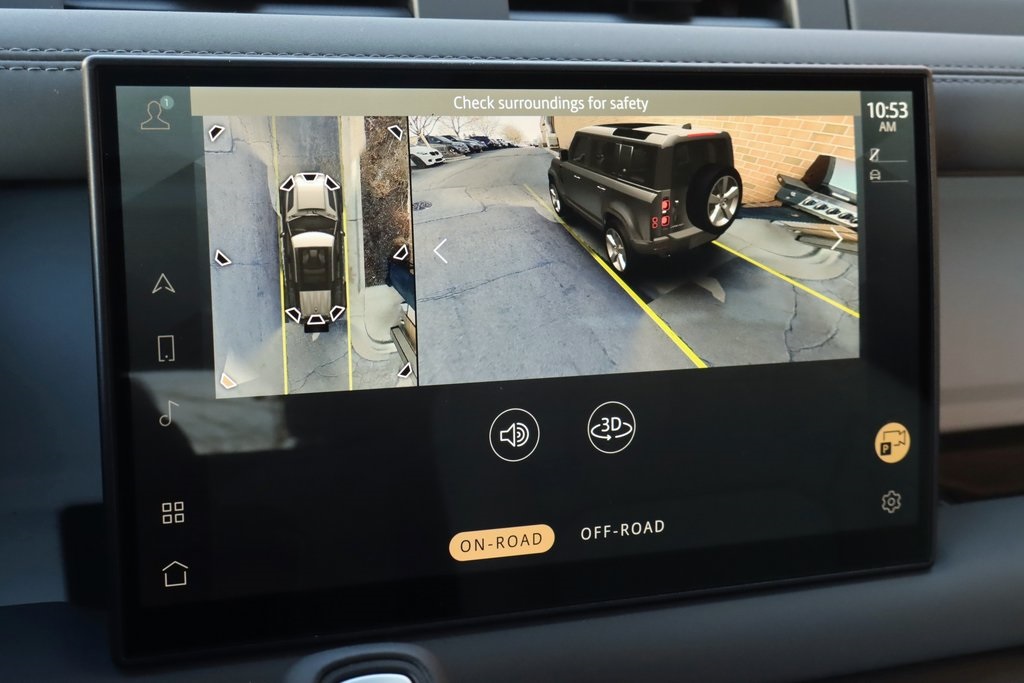 2025 Land Rover Defender 110 S photo 17