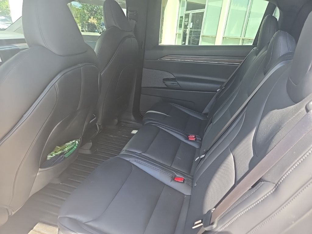 2023 Tesla Model X photo 10