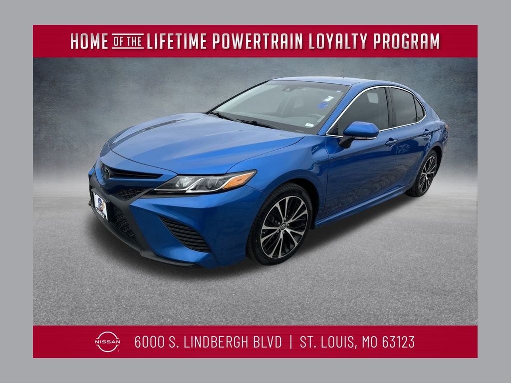 2018 Toyota Camry SE