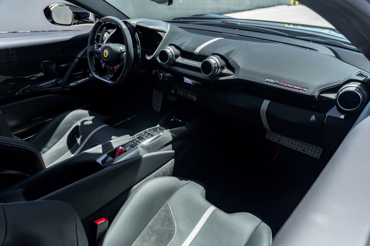 2024 Ferrari 812 Competizione photo 23
