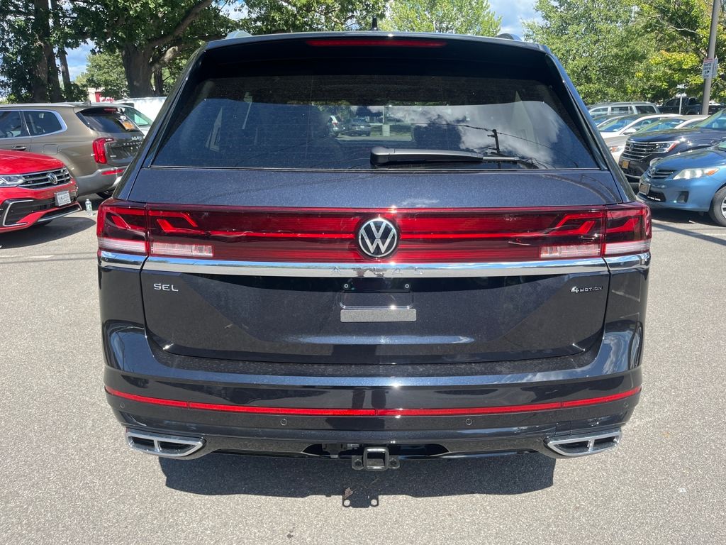 2026 Volkswagen Atlas SEL Premium R-Line photo 5