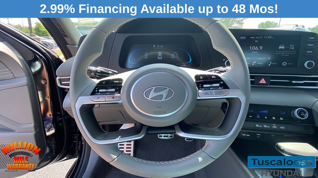 2025 Hyundai Elantra SEL Sport photo 10