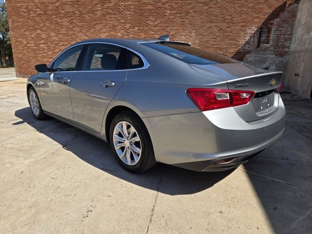 2024 Chevrolet Malibu 1LT photo 3