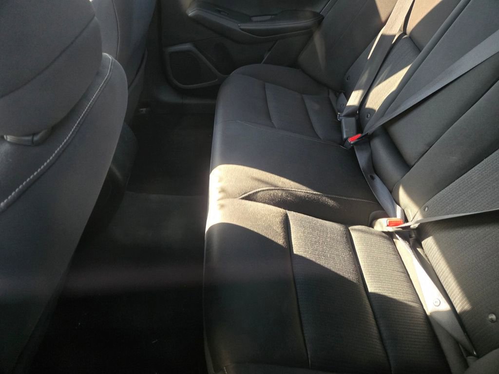 2019 Nissan Altima 2.5 S photo 4