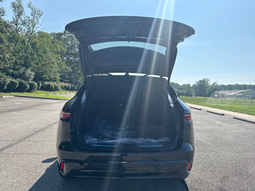 2026 Jaguar F-PACE P250 R-Dynamic S photo 9