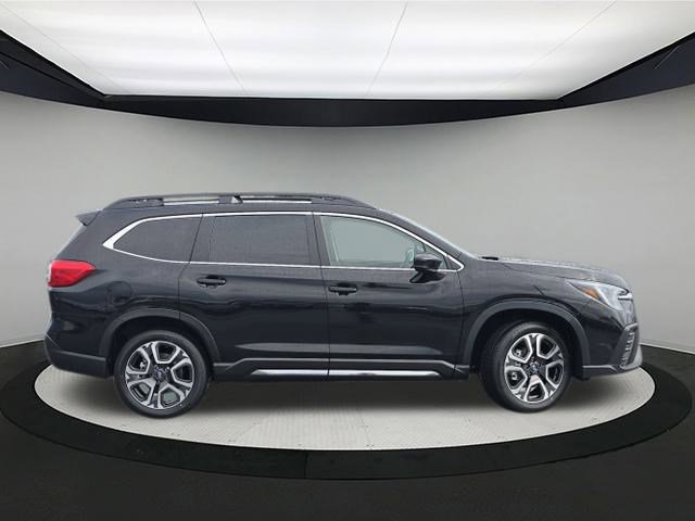 2025 Subaru Ascent Limited photo 6