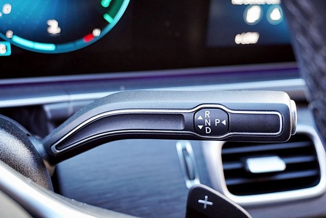 Used 2022 Gray Mercedes-Benz GLE 350 image 34