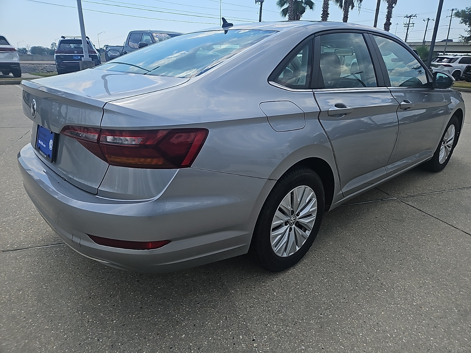 2019 Volkswagen Jetta 1.4T S photo 2